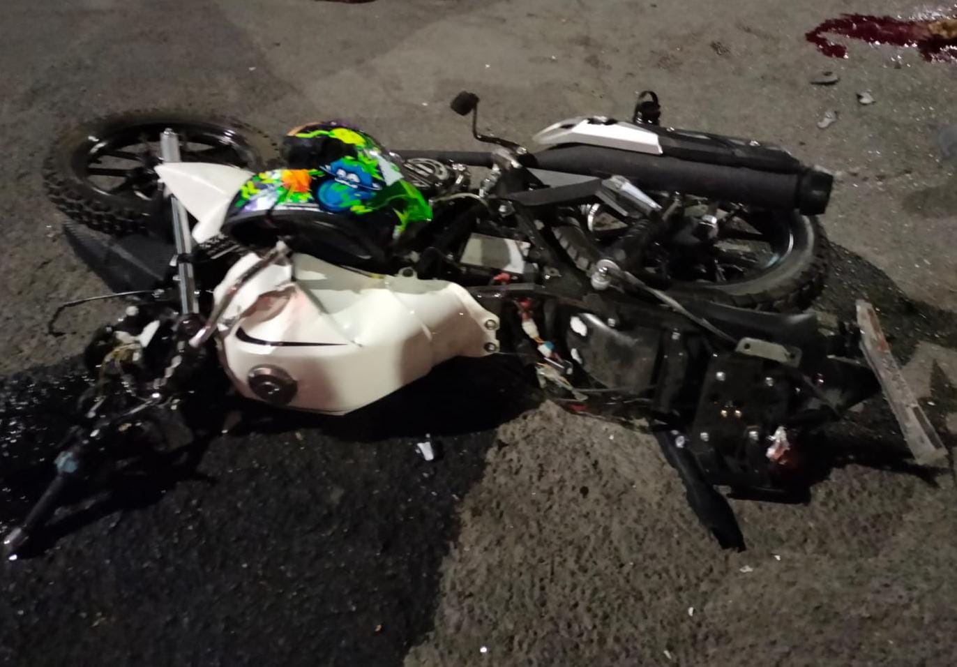 Muere motociclista en choque en colonia Los Reyes