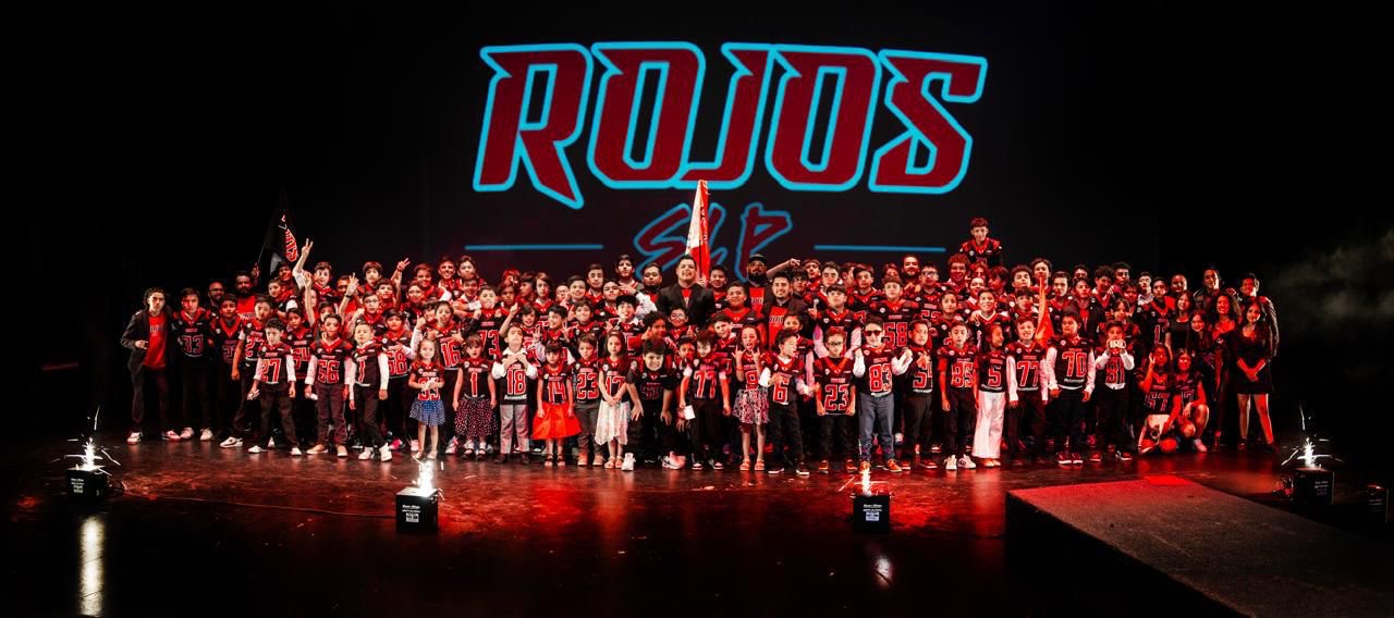 Rojos SLP presenta temporada y uniforme en impactante ceremonia