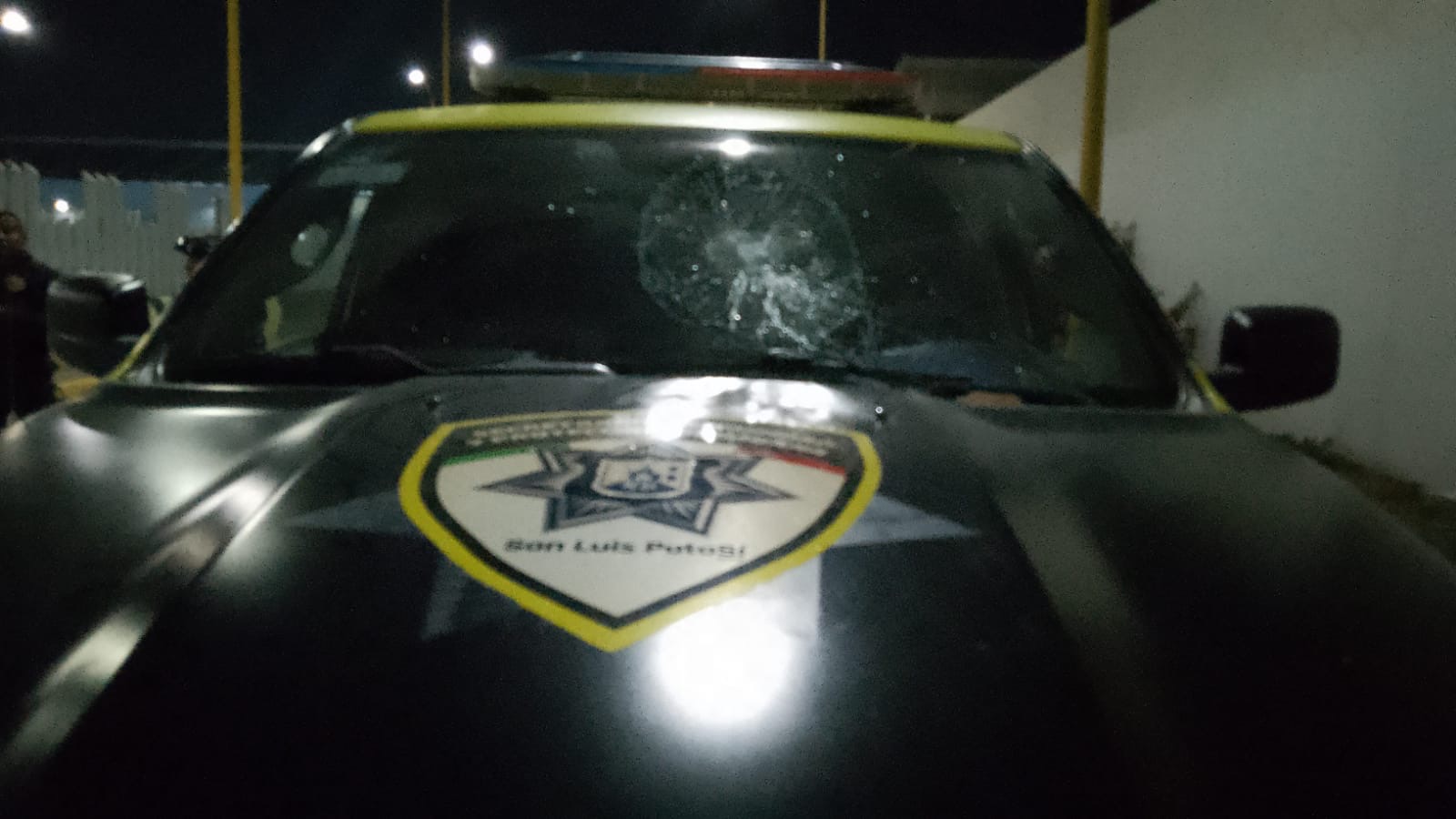 Tras detenciones en col. Prados balacean a policías municipales