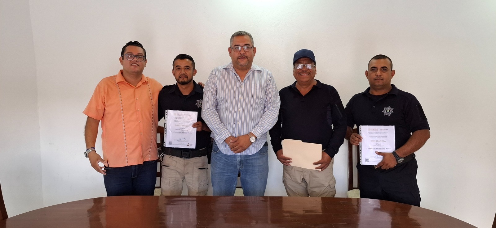 Capacitan a policías municipales en uso de Plataforma México
