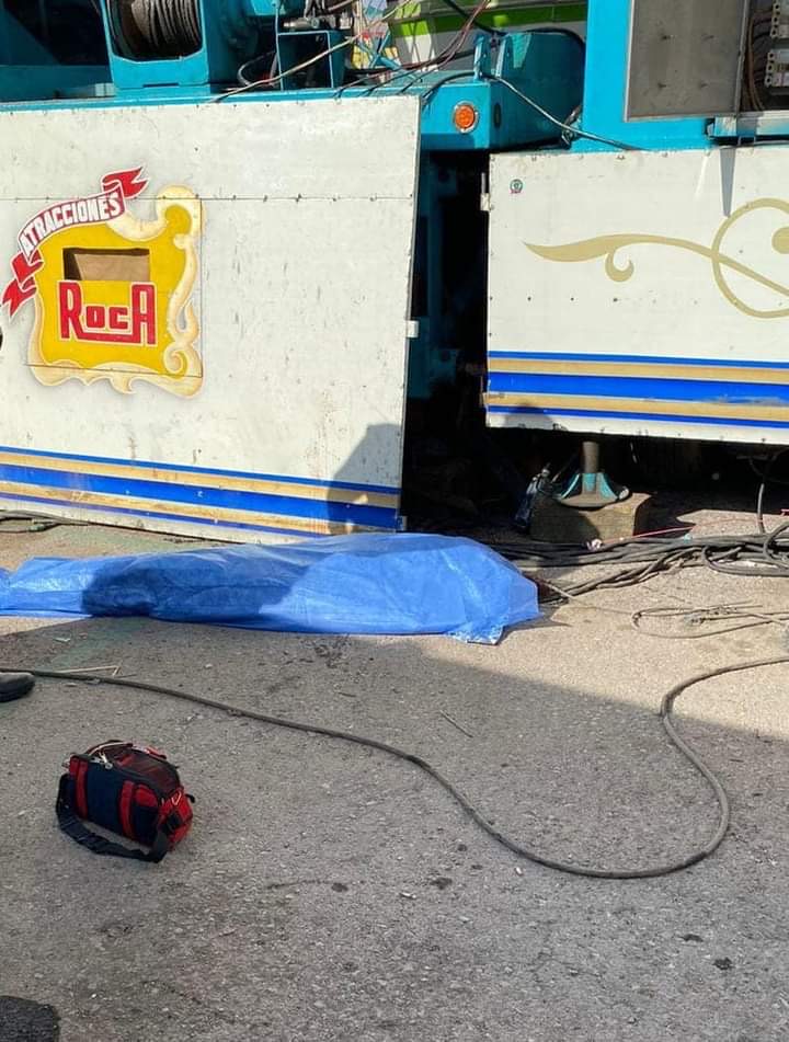 Muere mujer al caer de rueda de la fortuna en Fenapo