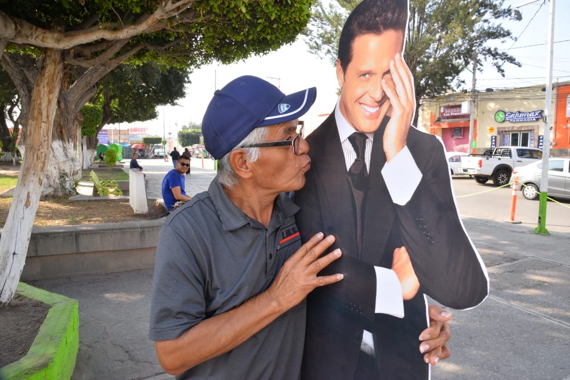 Fans de Luismi van a Soledas por sus boleto