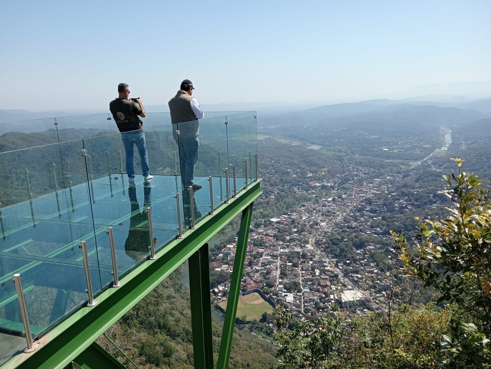 Clausuran parcialmente mirador en Tamazunchale