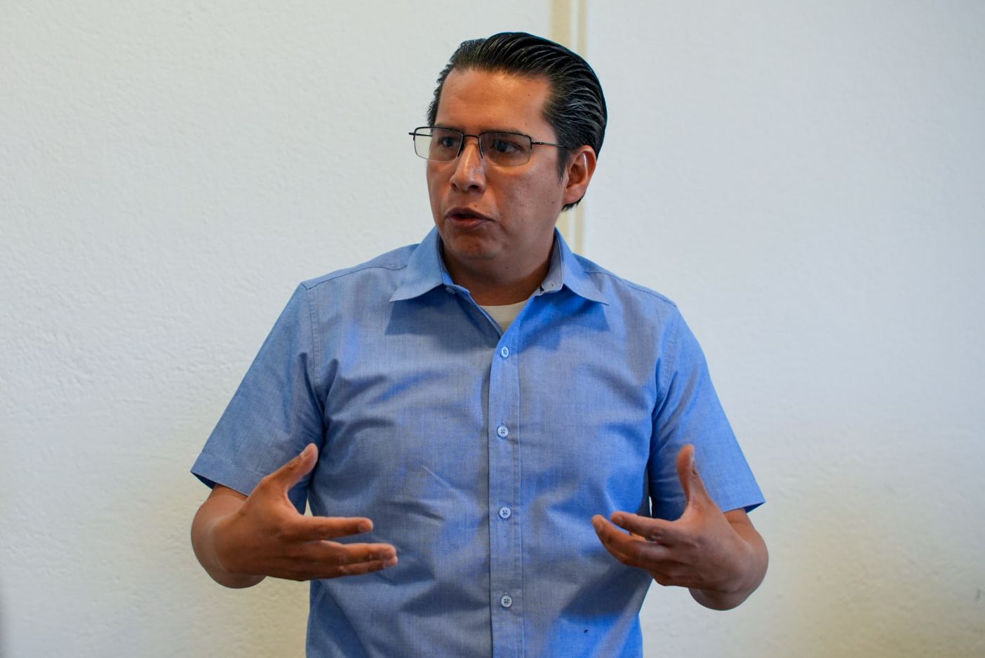 Omar Rostro Hernández impulsa una justicia libre e independiente con perspectiva de género y de infancia