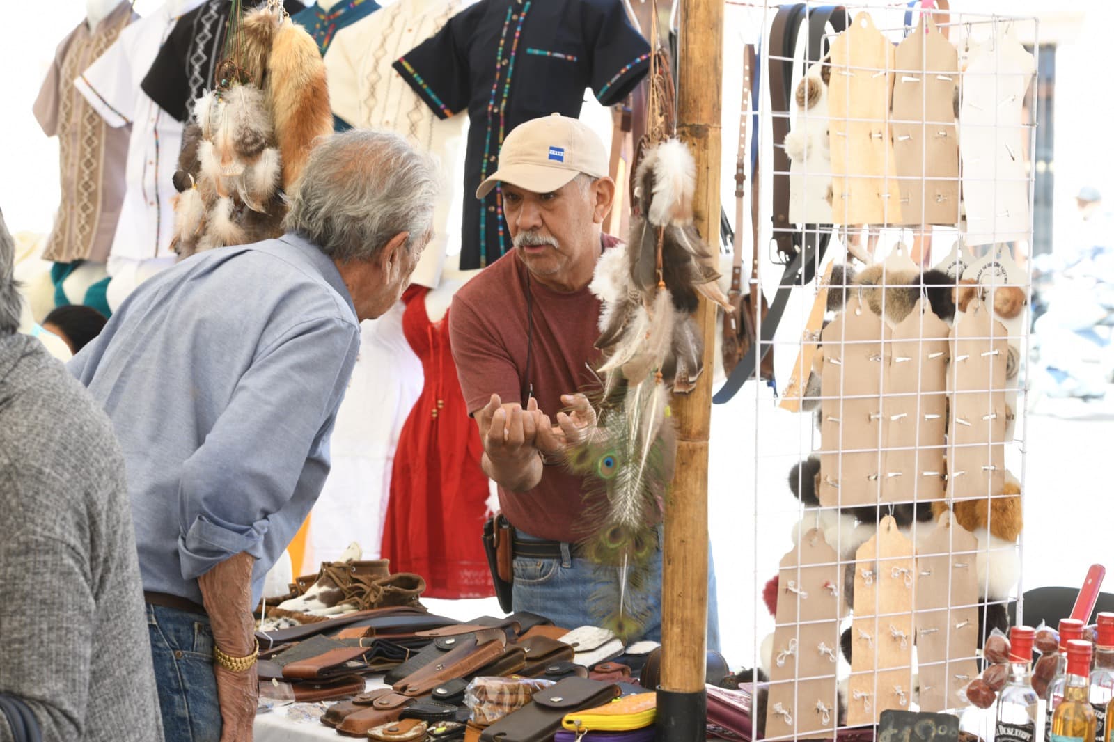 Artesanos participarán en Fenapo 2025