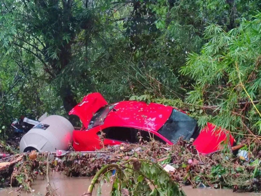 100 casas y 15 vehículos afectados por lluvias en Tamazunchale