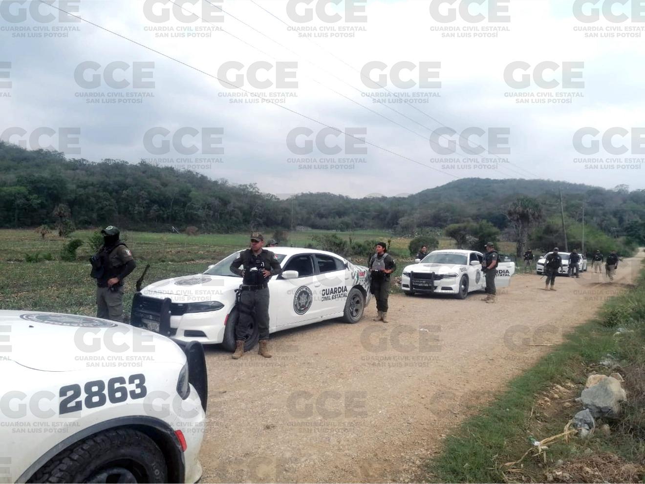 Aseguran vehículos, armas, cartuchos y equipo táctico tras enfrentamiento en Tamasopo
