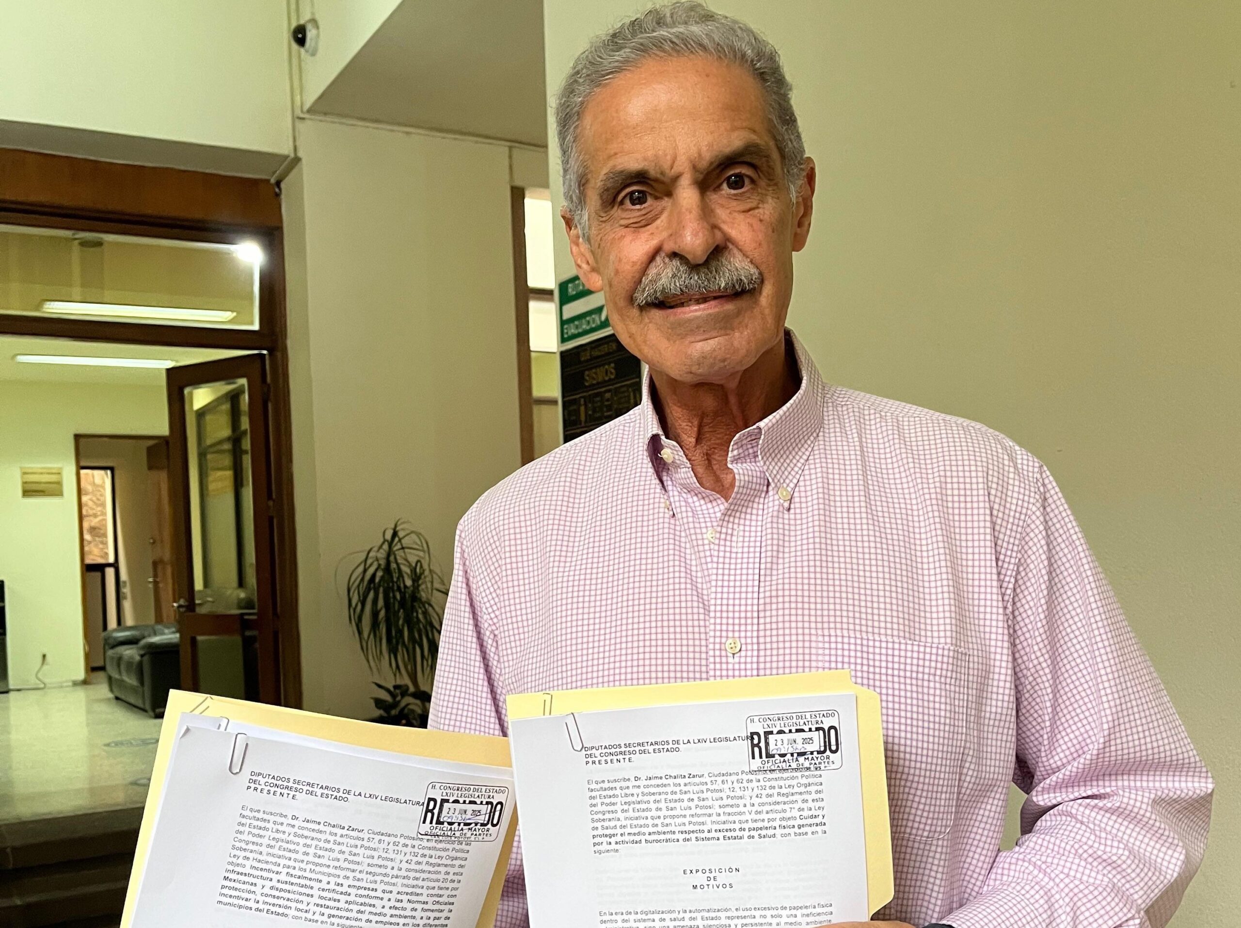 Jaime Chalita presenta iniciativa para que se otorguen incentivos fiscales a empresas