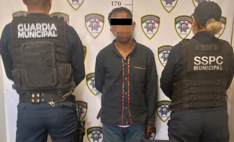 Policía Municipal detiene a presunto implicado en intento de asalto a una tienda de abarrotes