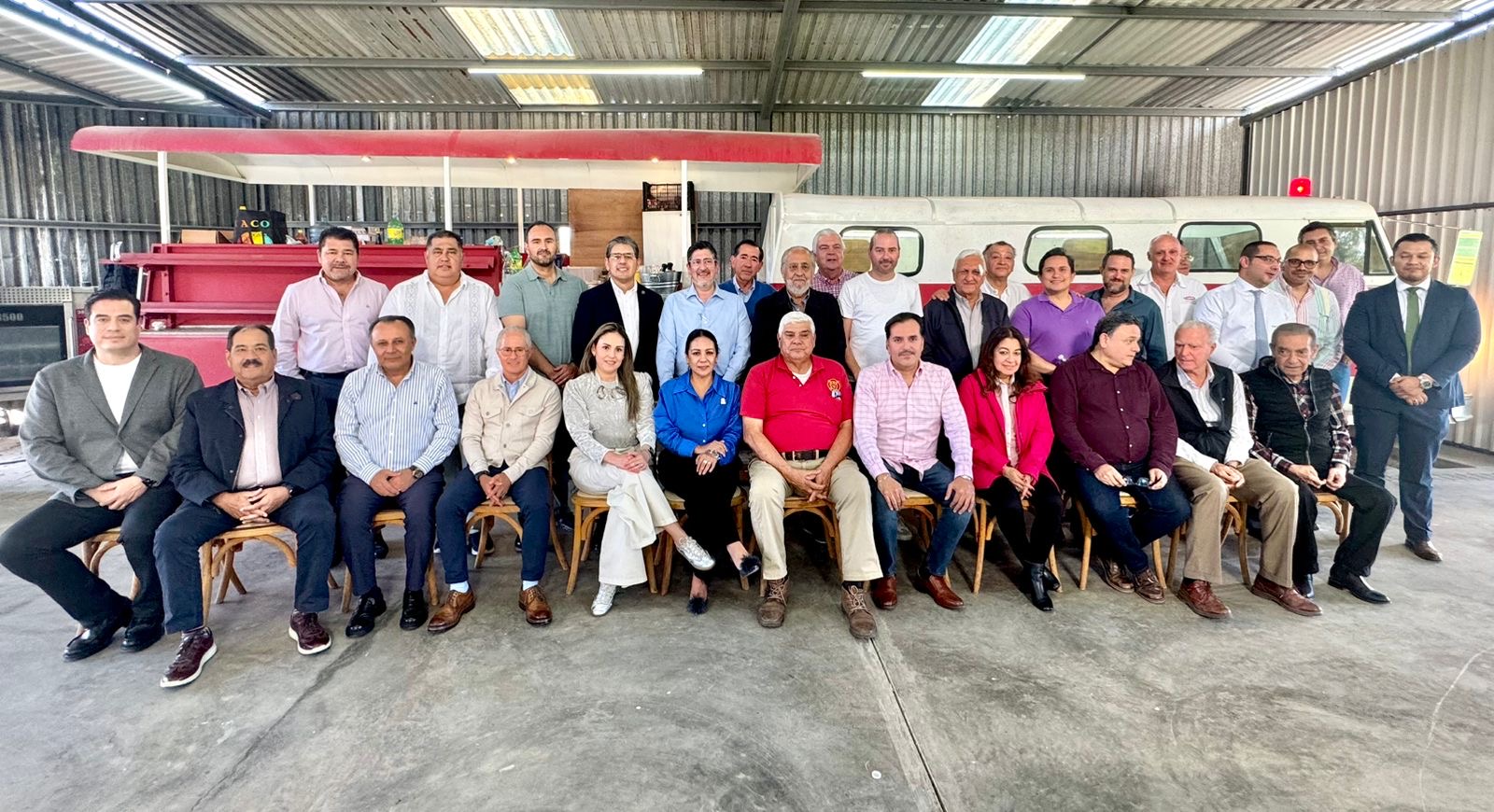 Empresarios potosinos se suman a campaña de recaudación de fondos a favor de los bomberos