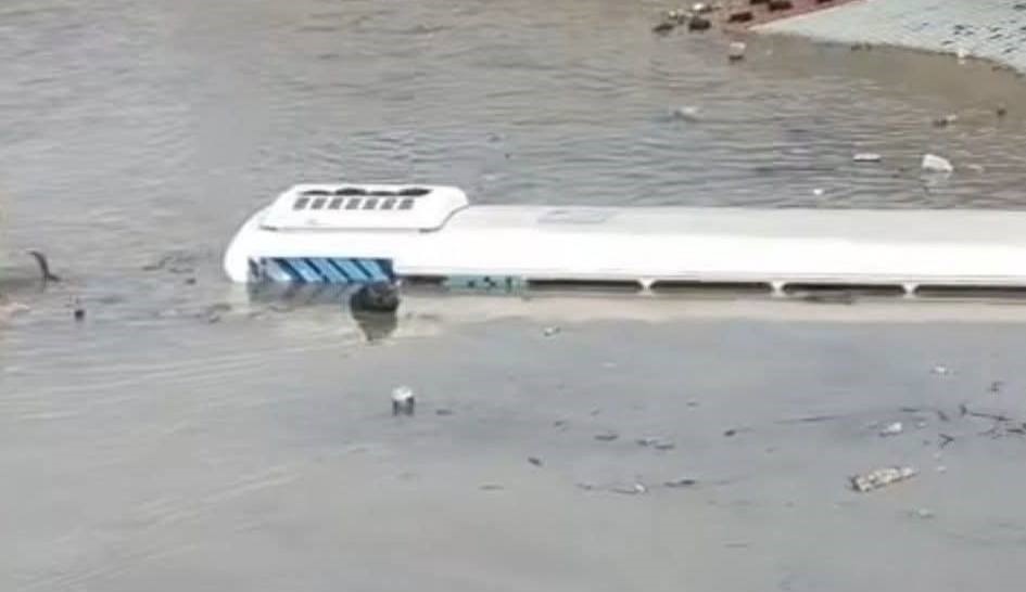 Equipo de futbol sufre por inundaciones en Poza Rica