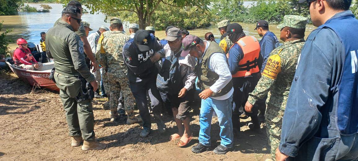 Más de 300 personas han sido evacuadas en San Vicente Tancuayalab