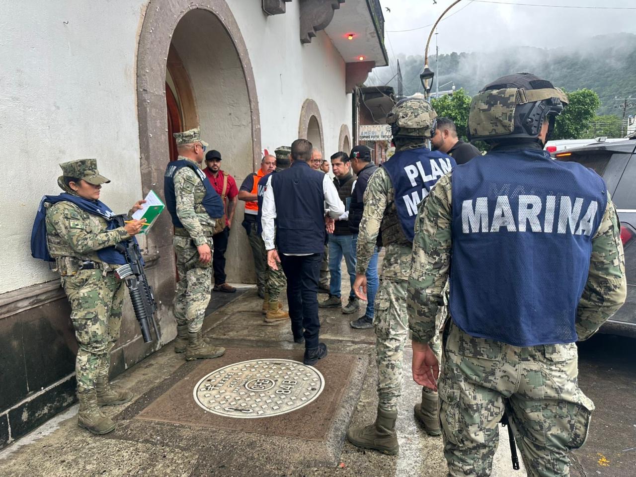 Arriban a la Huasteca elementos de la Semar para labores de apoyo por inundaciones