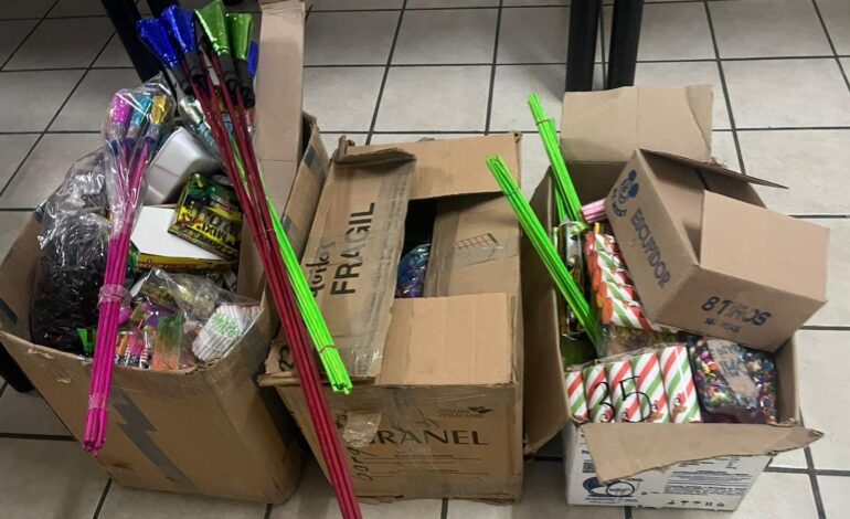 Protección Civil Municipal asegura 65 kgs de pirotecnia