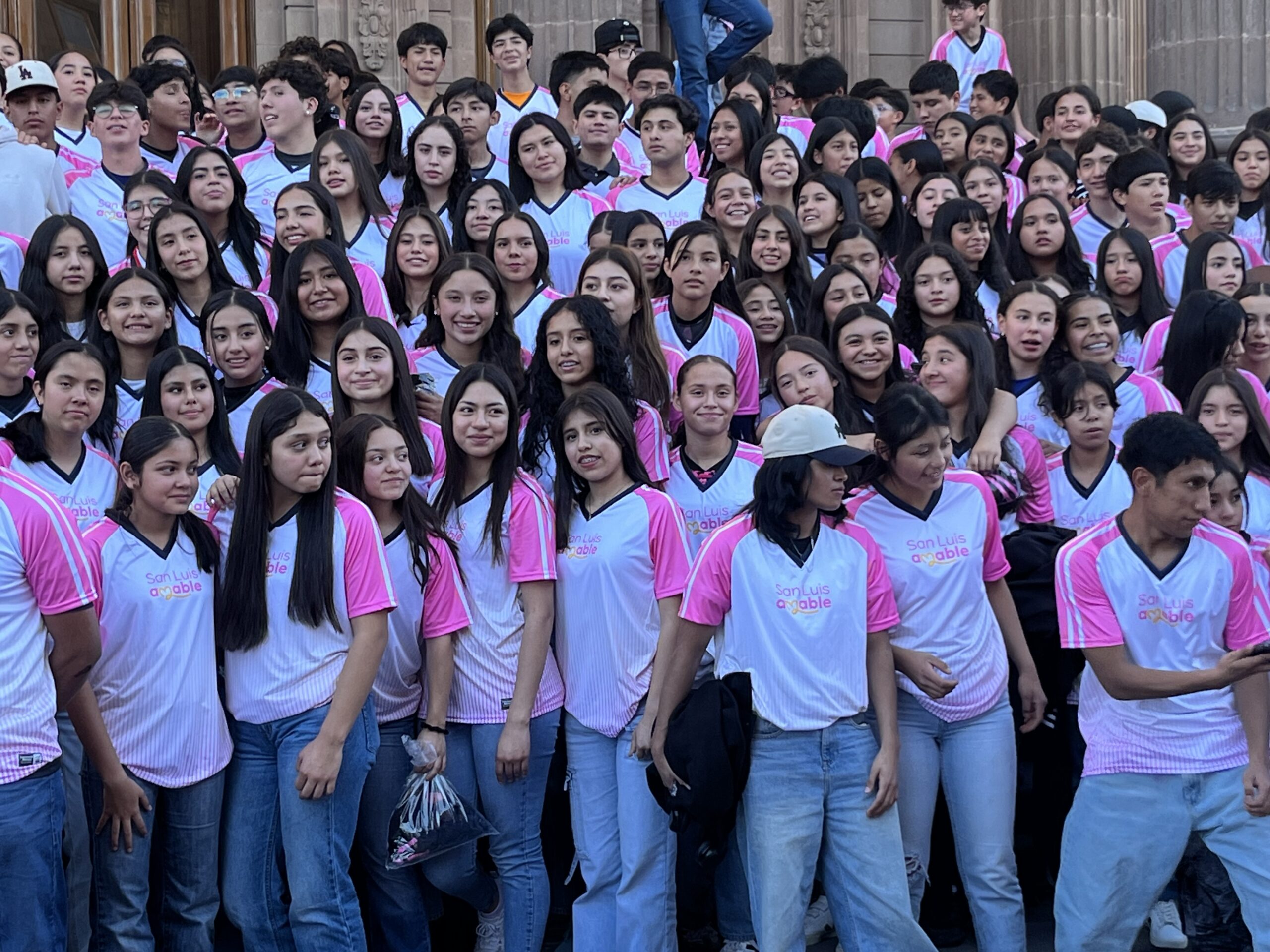 Abanderan a más de 750 atletas capitalinos rumbo a la Olimpiada Nacional CONADE 2026