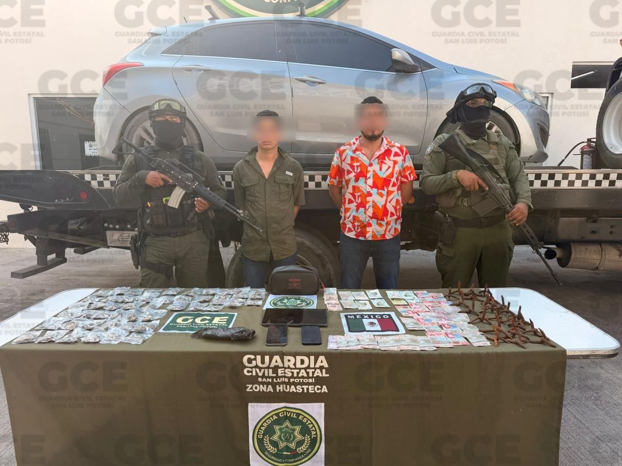 Detienen a dos dedicados a la extorsión en la Huasteca