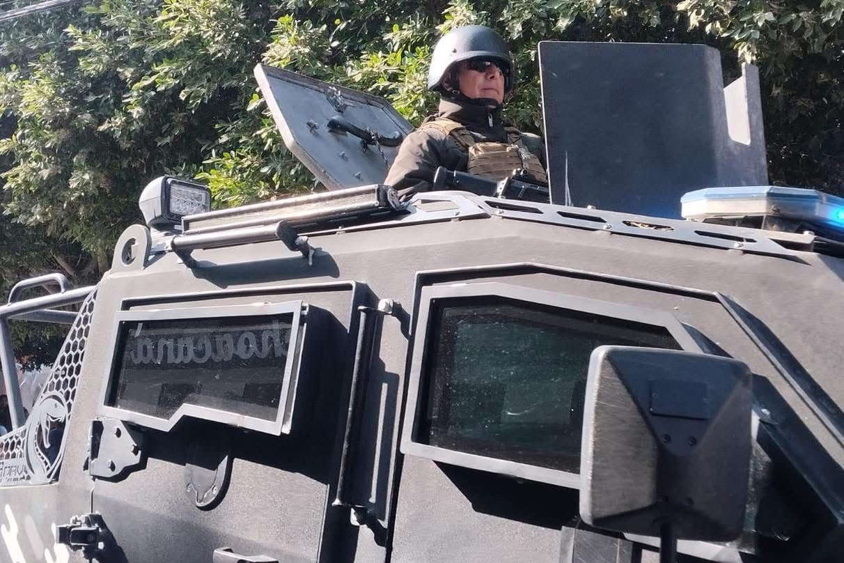 Detienen a tres elementos de la GCE en poder de armamento