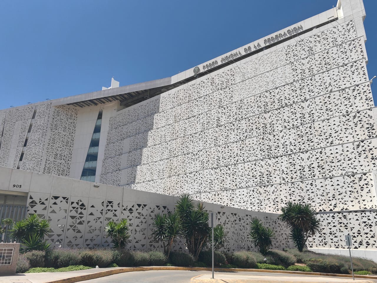 Juez frena por el momento la venta de predio en Puerta de Piedra