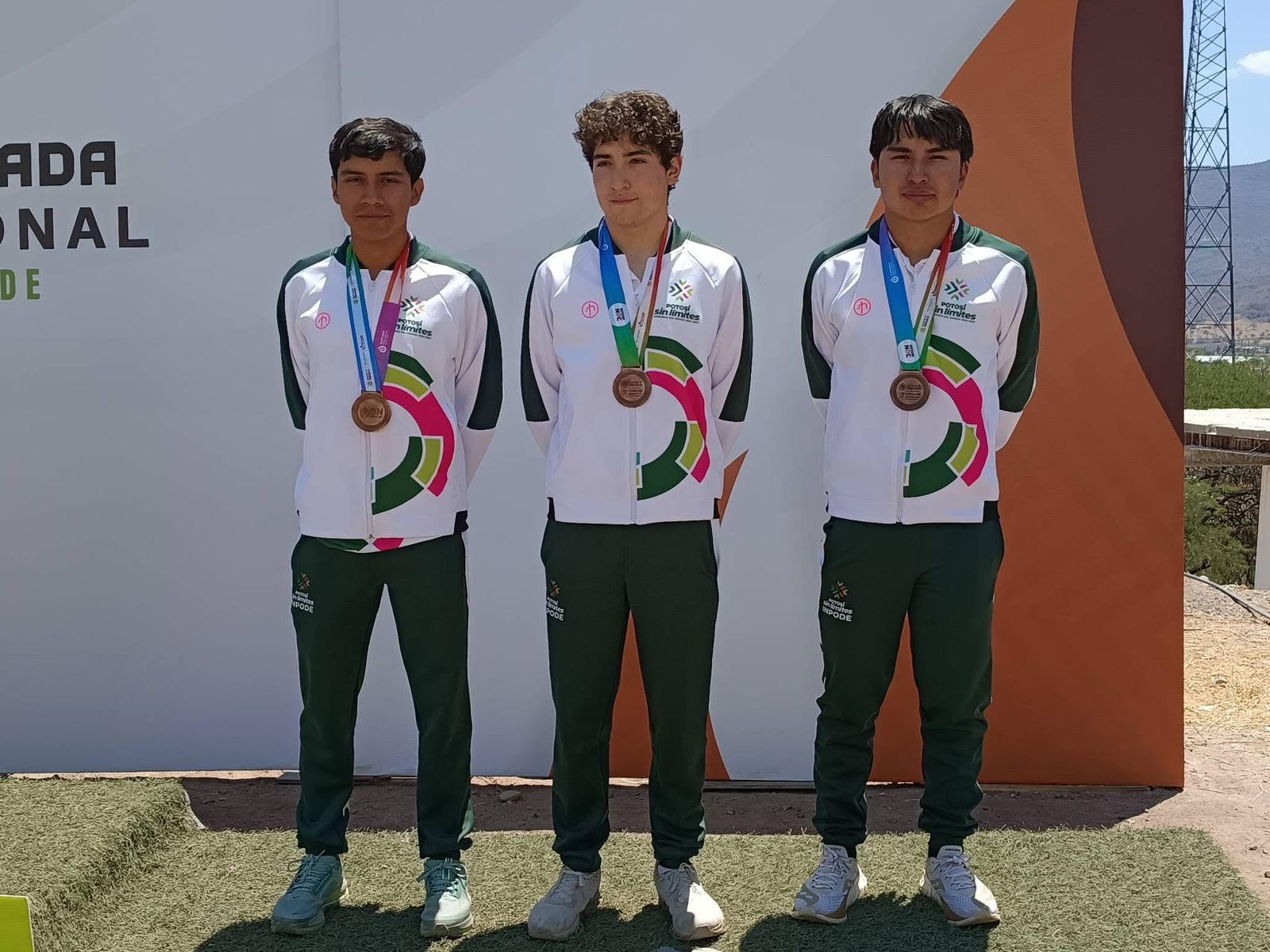 SLP gana bronce en ciclismo por equipos