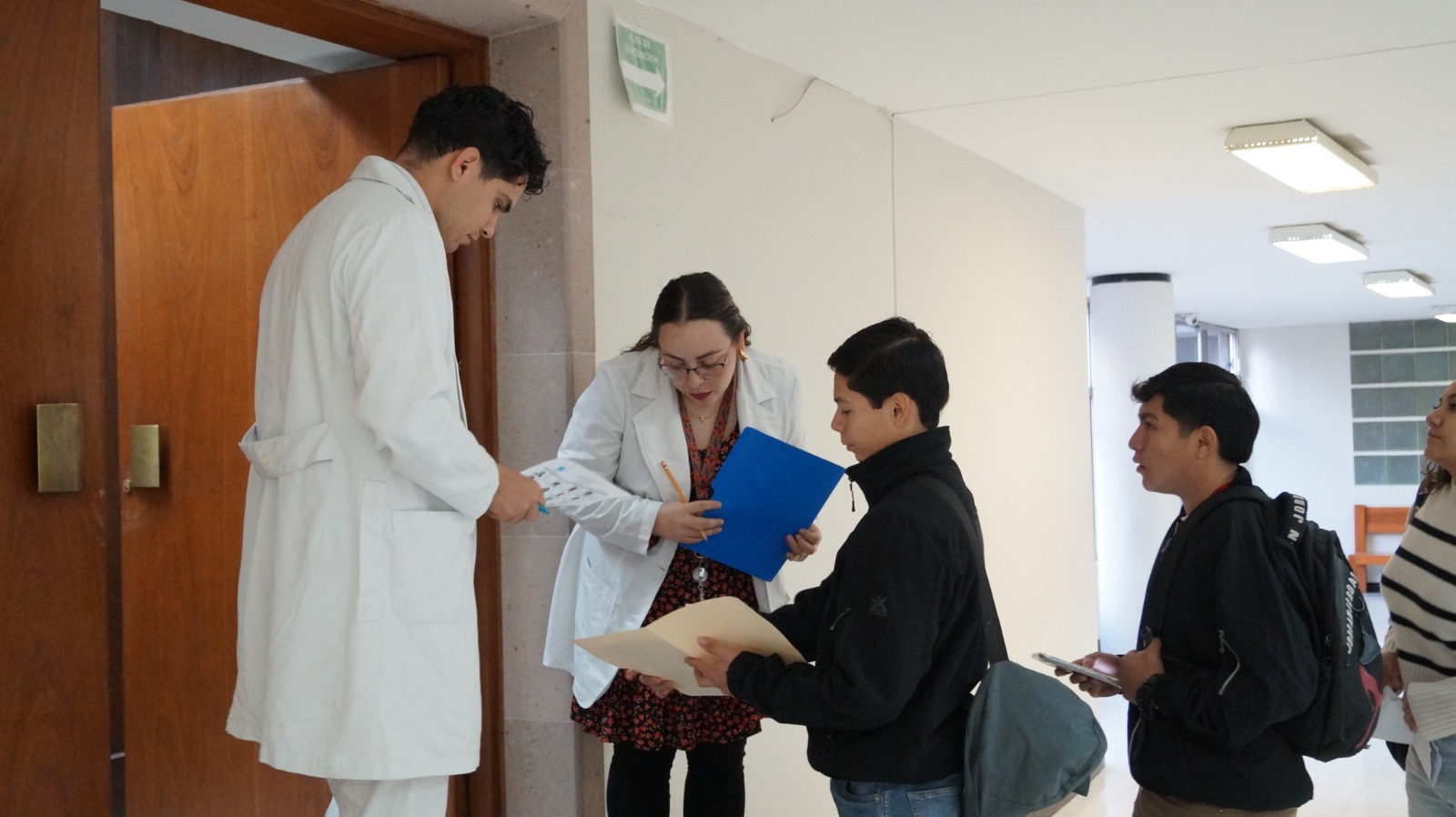 15 mil aspirantes se alistan para presentar examen en la UASLP