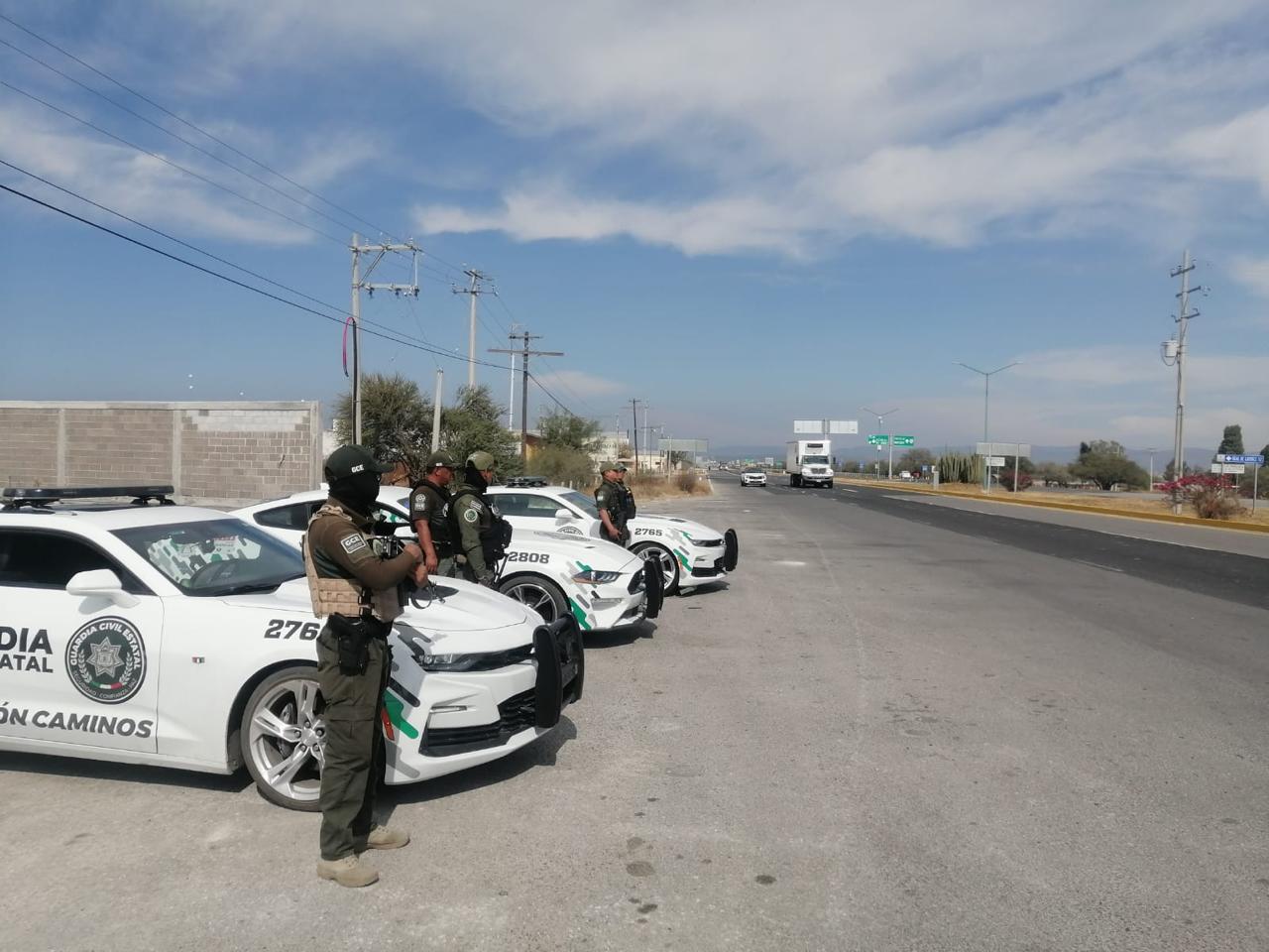 Operativo de la GCE en Villa de Reyes deja un presunto delincuente abatido y otro detenido.