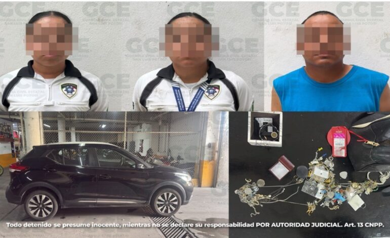 Detienen a dos policías municipales y un cadete por presunto robo