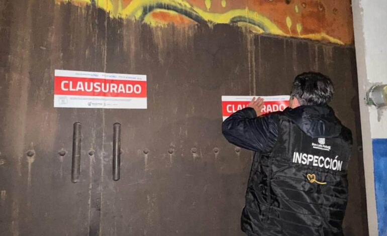 Clausuran cuatro salones de fiestas en donde se realizaban fiestas clandestinas