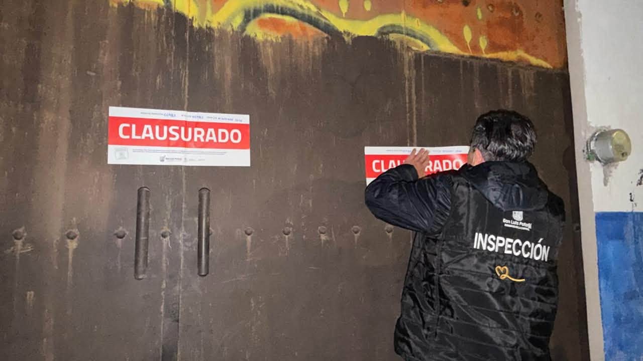 Clausuran cuatro salones de fiestas en donde se realizaban fiestas clandestinas