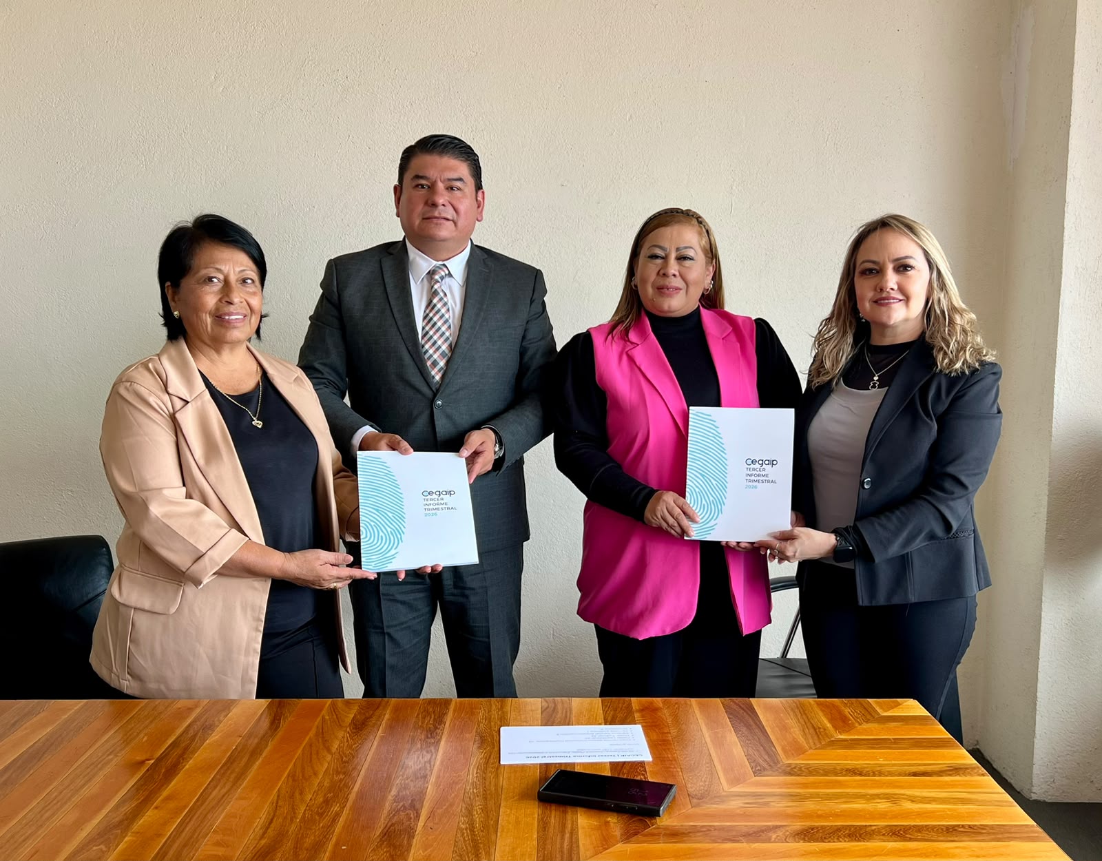 Cegaip entrega informe trimestral en el Congreso del Estado